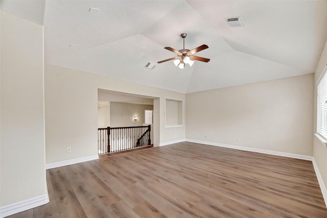 45 Marquise Oaks Place, The Woodlands, TX 77382