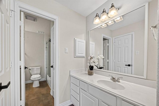 45 Marquise Oaks Place, The Woodlands, TX 77382