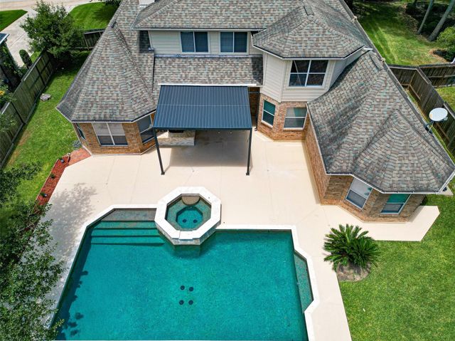45 Marquise Oaks Place, The Woodlands, TX 77382