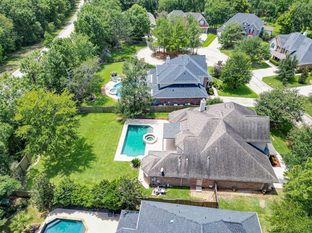 45 Marquise Oaks Place, The Woodlands, TX 77382