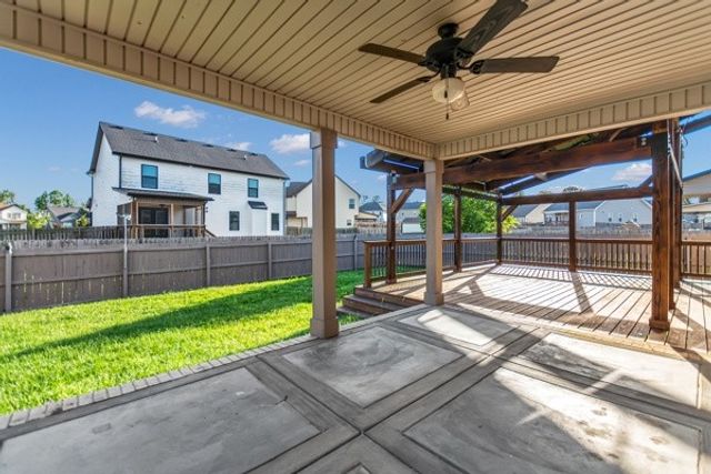 506 Latham Ct, Clarksville, TN 37043