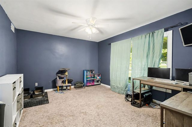 22531 Leewright Avenue, Southfield, MI 48033