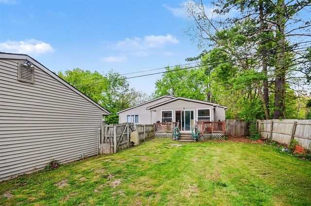22531 Leewright Avenue, Southfield, MI 48033