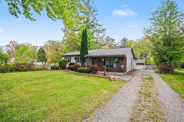 22531 Leewright Avenue, Southfield, MI 48033