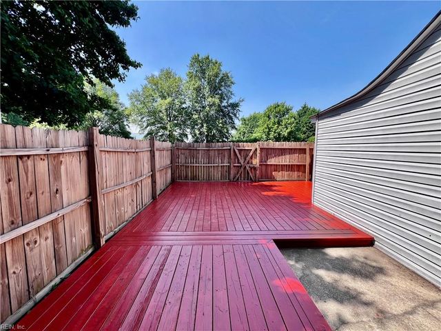 5309 Grand Lake CRES, Virginia Beach, VA 23462