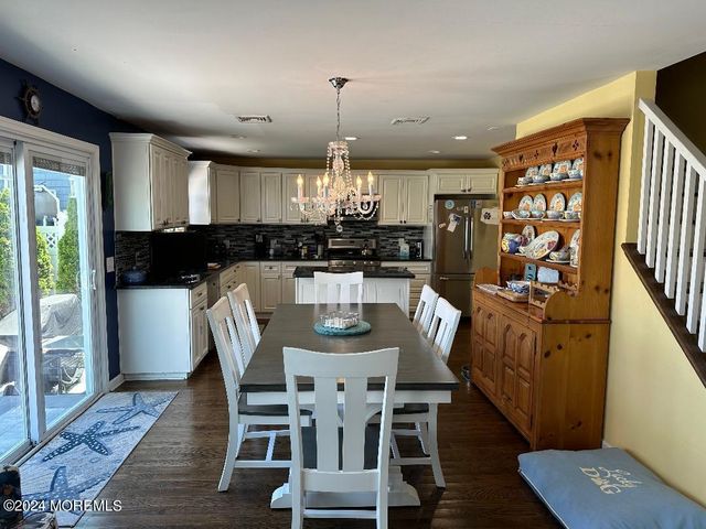 288 Periagua Lane, Mantoloking, NJ 08738