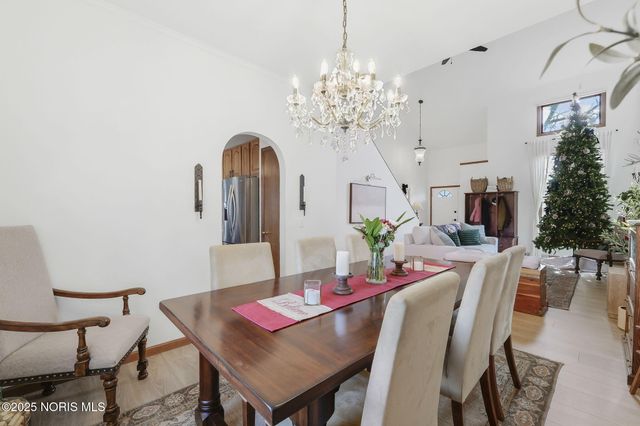 7276 Winding Brook Road, Perrysburg, OH 43551