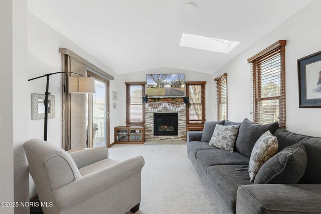 7276 Winding Brook Road, Perrysburg, OH 43551