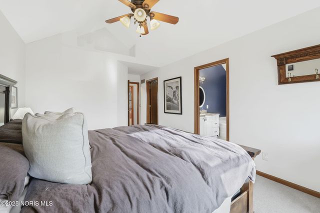 7276 Winding Brook Road, Perrysburg, OH 43551