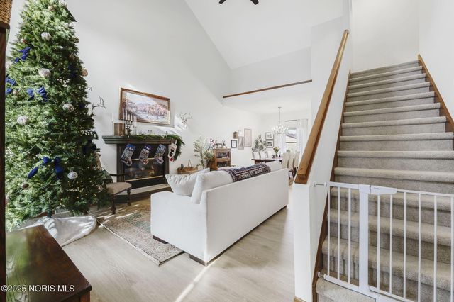 7276 Winding Brook Road, Perrysburg, OH 43551