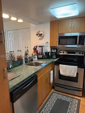 540 Brickell Key Dr 910, Miami, FL 33131