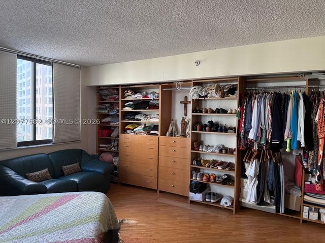 540 Brickell Key Dr 910, Miami, FL 33131