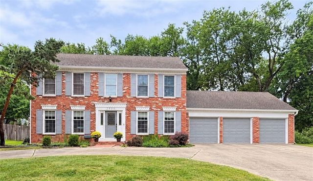 7900 Sagamore Road, Leawood, KS 66206