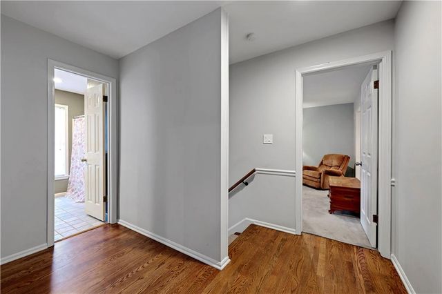 7900 Sagamore Road, Leawood, KS 66206
