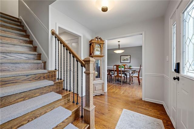 7900 Sagamore Road, Leawood, KS 66206