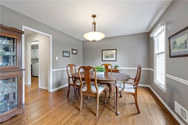 7900 Sagamore Road, Leawood, KS 66206