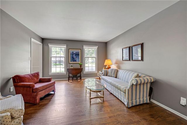 7900 Sagamore Road, Leawood, KS 66206