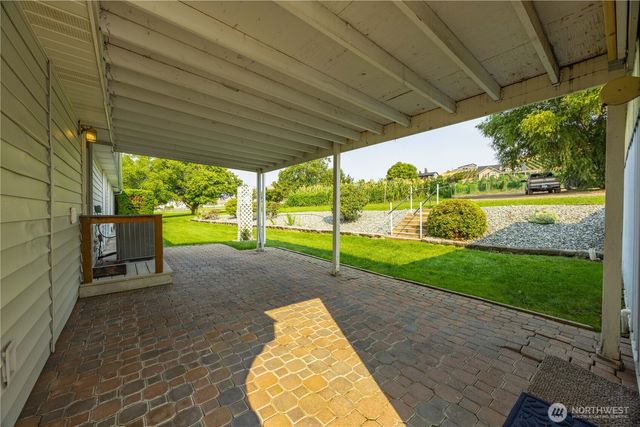 744 Wapato Lake Road, Manson, WA 98831