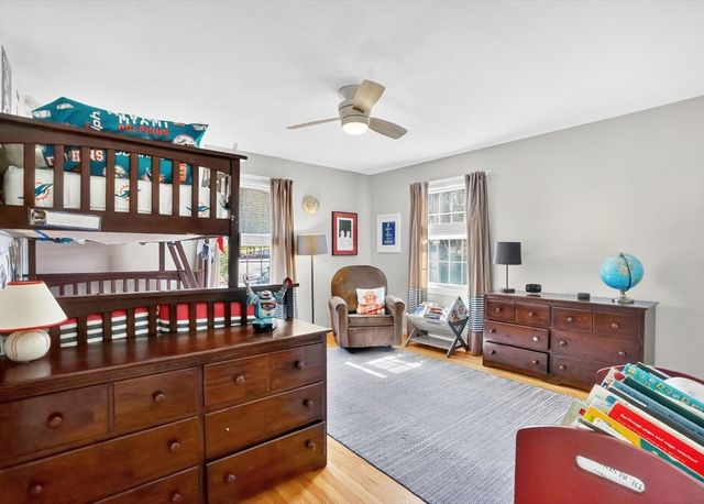 118 Blueberry Hill Rd, Longmeadow, MA 01106