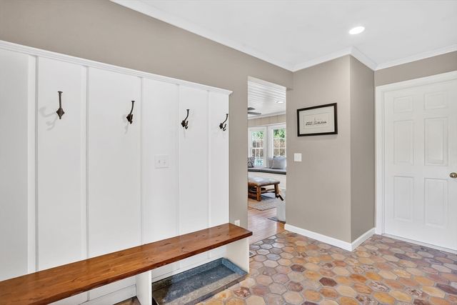 118 Blueberry Hill Rd, Longmeadow, MA 01106