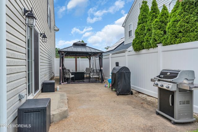 4 W Pier, Brick, NJ 08723