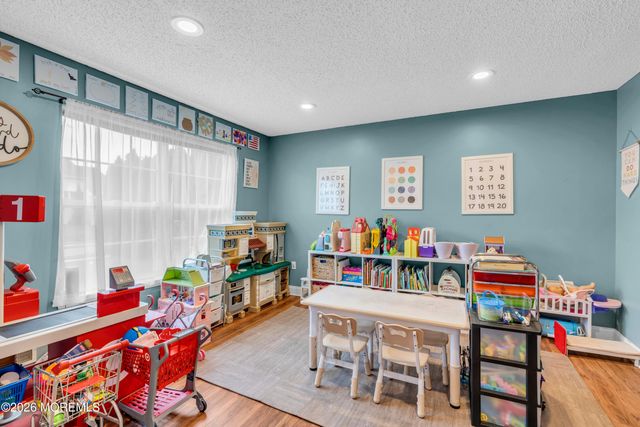 4 W Pier, Brick, NJ 08723