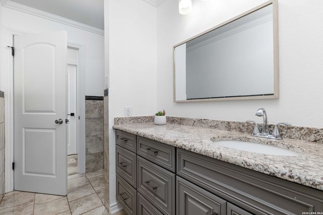 9263 Cinchona Trl, Garden Ridge, TX 78266