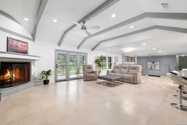 9263 Cinchona Trl, Garden Ridge, TX 78266