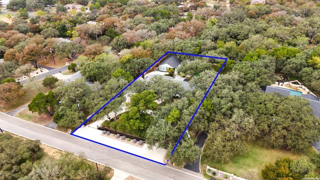 9263 Cinchona Trl, Garden Ridge, TX 78266