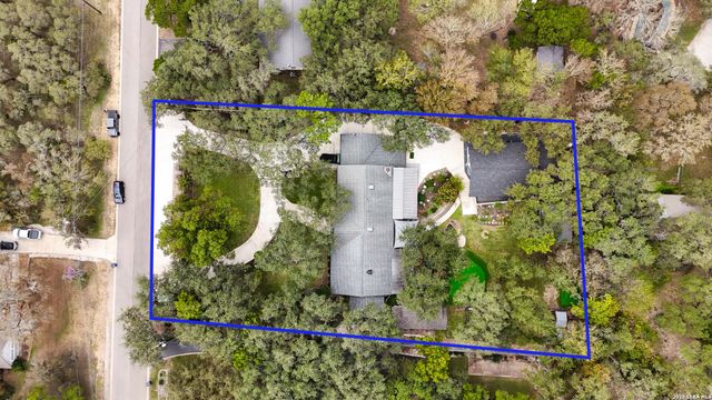 9263 Cinchona Trl, Garden Ridge, TX 78266