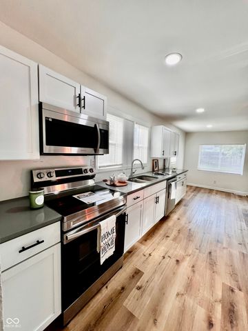 1102 Cherry Street, Noblesville, IN 46060