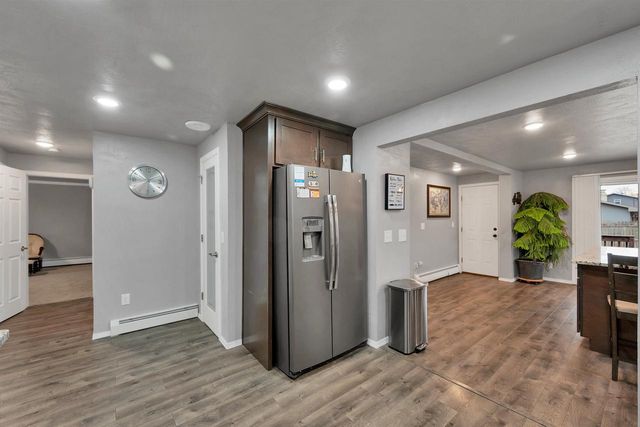 436 E BRIAR LANE, Green Bay, WI 54301