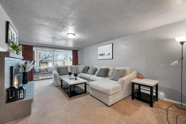 436 E BRIAR LANE, Green Bay, WI 54301