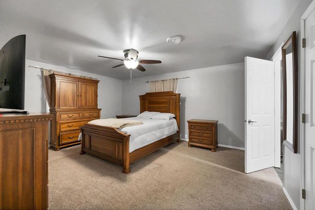 436 E BRIAR LANE, Green Bay, WI 54301