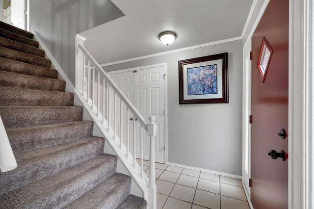 436 E BRIAR LANE, Green Bay, WI 54301