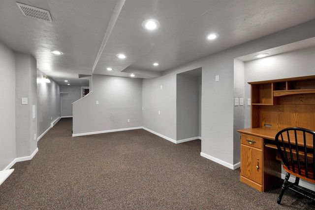 436 E BRIAR LANE, Green Bay, WI 54301