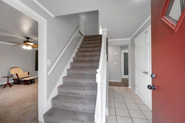 436 E BRIAR LANE, Green Bay, WI 54301