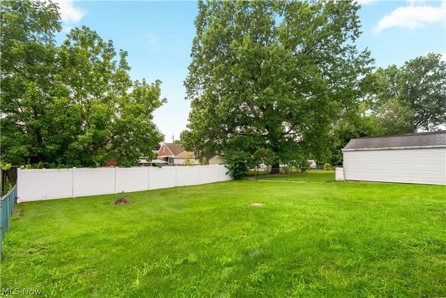 3008 Helen Place NW, Canton, OH 44708