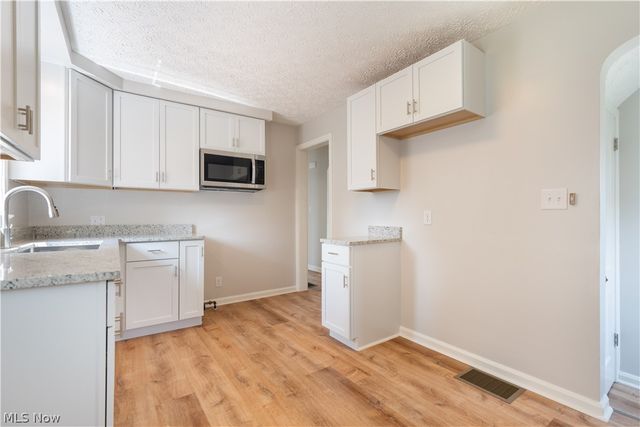 3008 Helen Place NW, Canton, OH 44708
