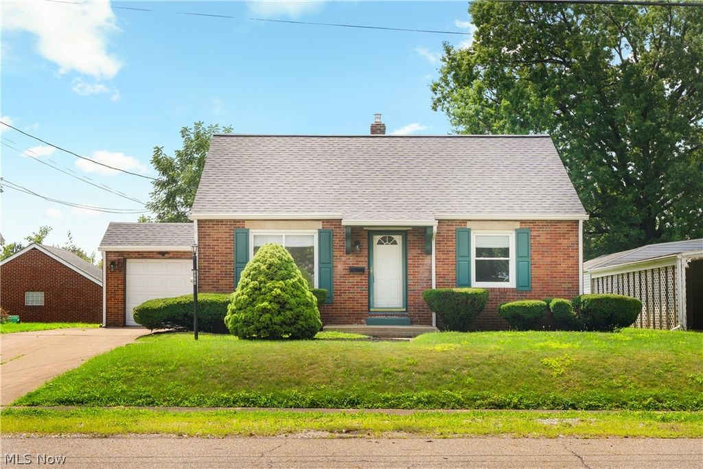 3008 Helen Place NW, Canton, OH 44708