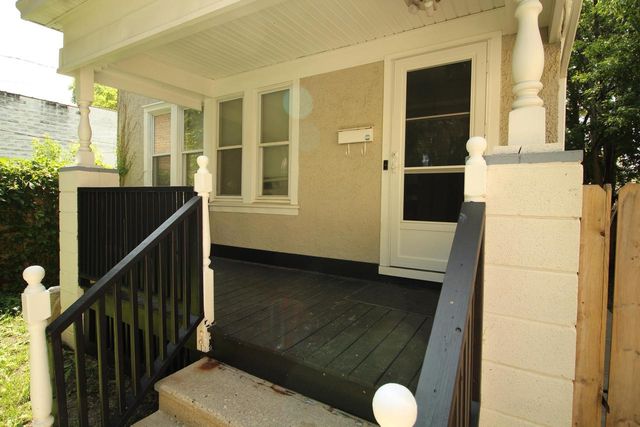 3315 W National AVENUE, Milwaukee, WI 53215