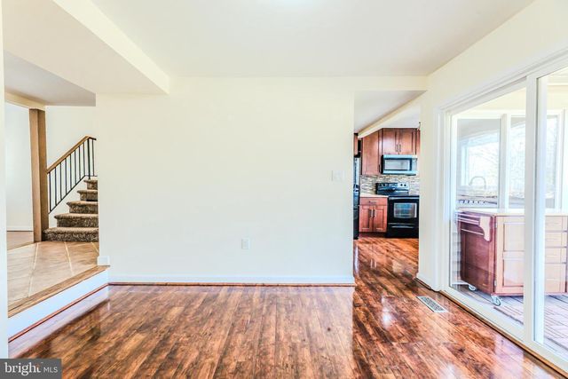 13373 HUNGERFORD PL, Herndon, VA 20170