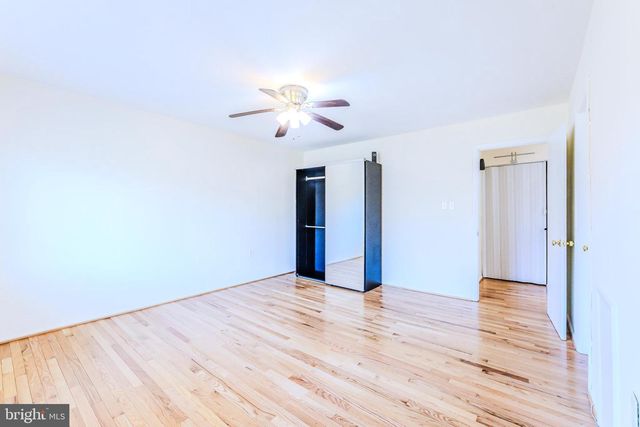 13373 HUNGERFORD PL, Herndon, VA 20170