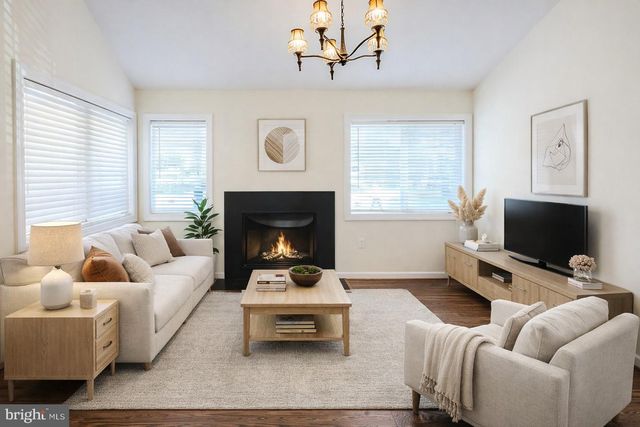 13373 HUNGERFORD PL, Herndon, VA 20170