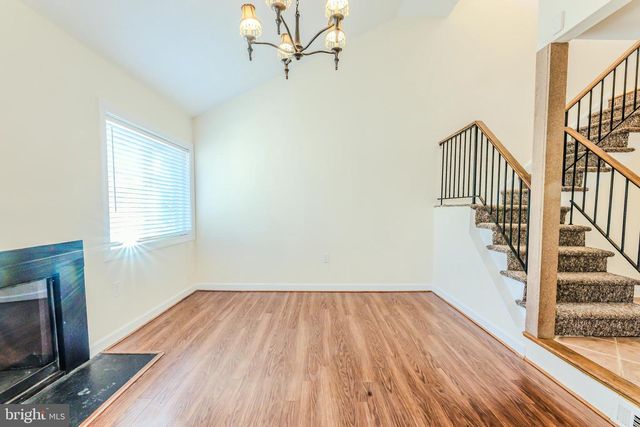 13373 HUNGERFORD PL, Herndon, VA 20170