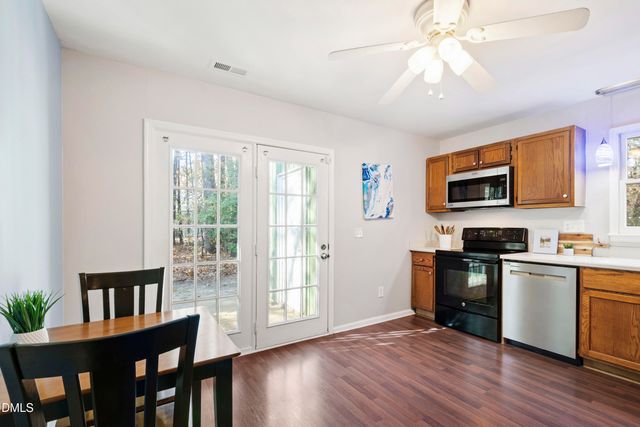 27 Sunflower Court, Durham, NC 27713