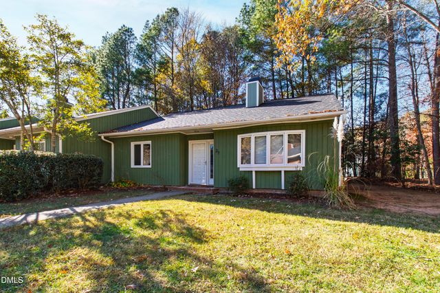 27 Sunflower Court, Durham, NC 27713