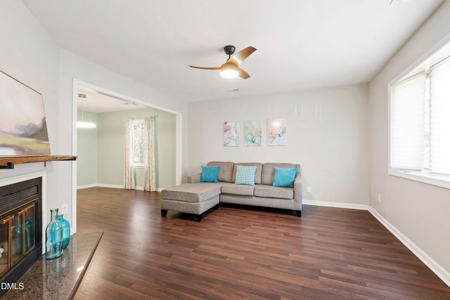 27 Sunflower Court, Durham, NC 27713