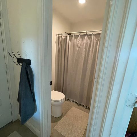 433 County Road 1245, Savoy, TX 75479