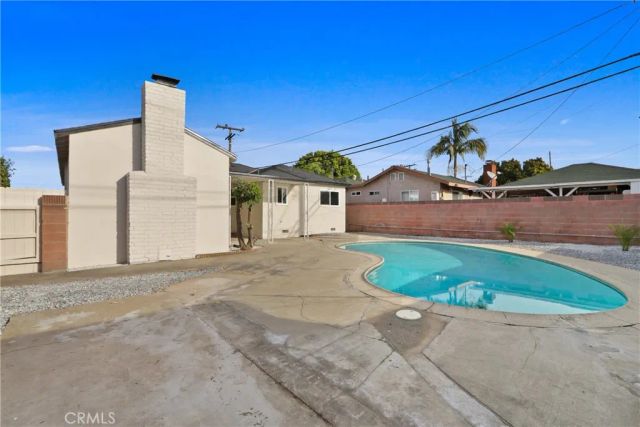 8806 Stamps, Downey, CA 90240